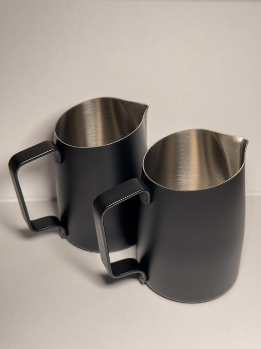WPM 15 oz Sharp Spout Pitcher - Matte Black
